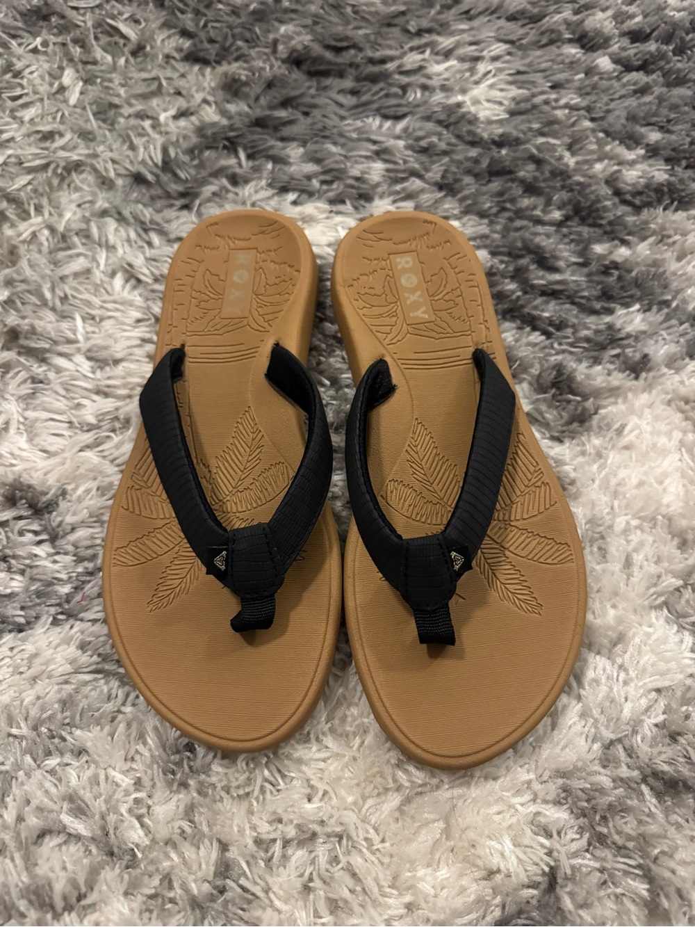 Roxy Kids Tan Footbed Flip Flops with Black Straps